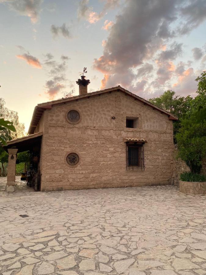 La Toba Guest House Burunchel Exterior photo
